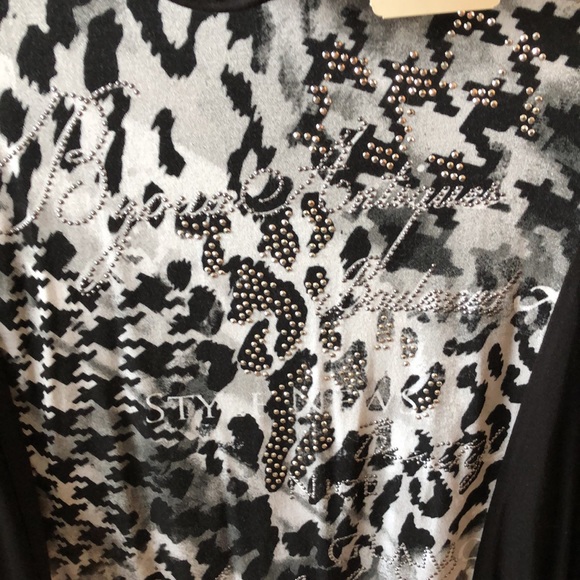 New top for women - Picture 5 of 8